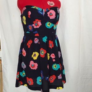 Woman’s strapless floral print dress